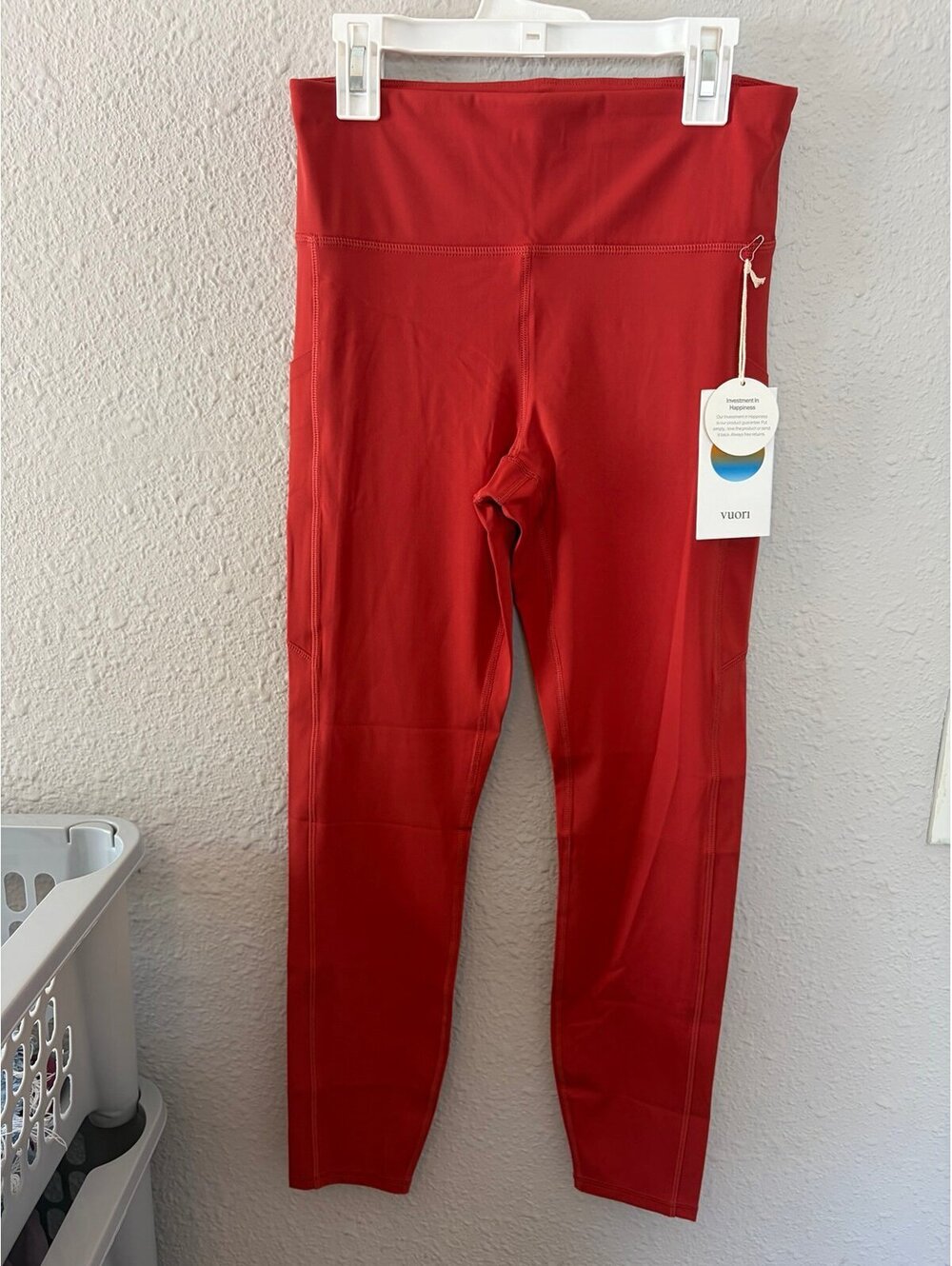 NWT Vuori Stride Leggings Poppy Red size S. $89 retail